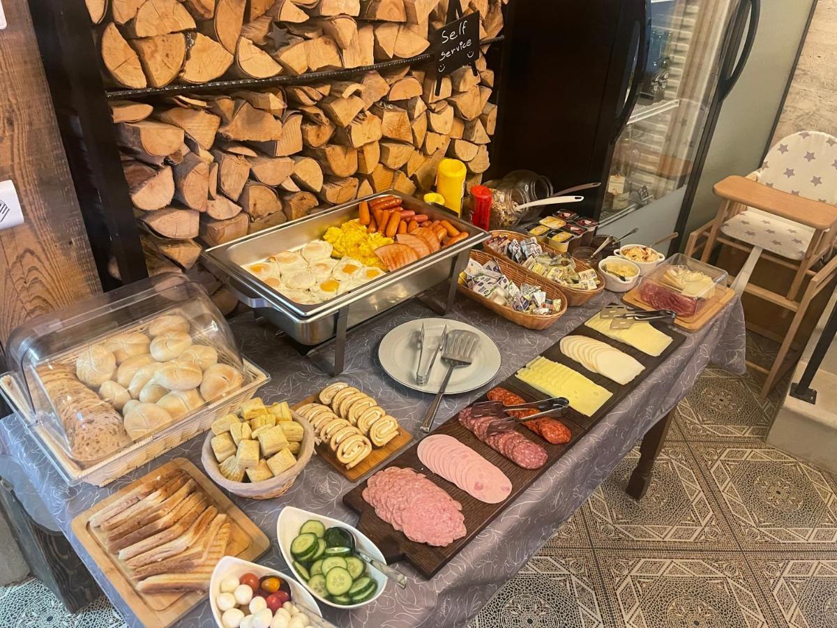 Sobe App Moj Hir Bed And Breakfast Jastrebarsko Bagian luar foto